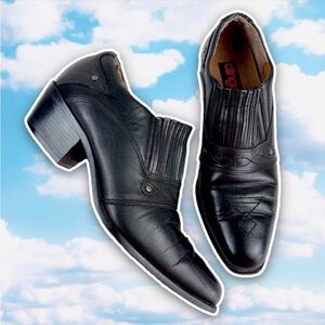 Dingo Black Leather Women's Shoes